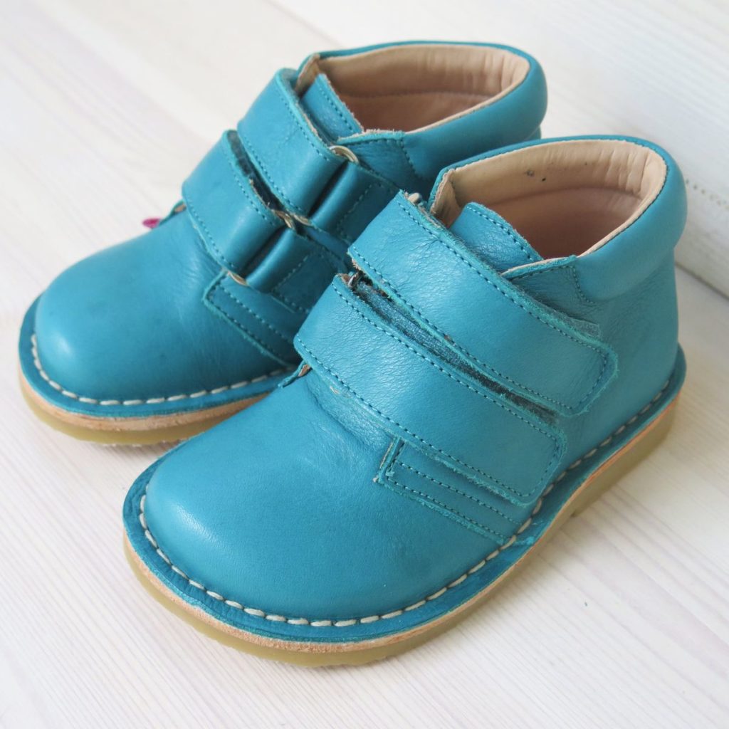 pololo-velcro-loafer-campo-turquoise-lateral