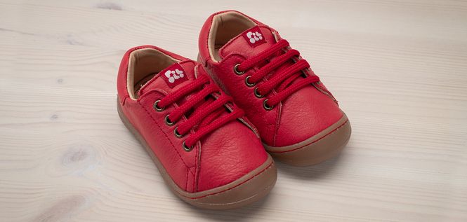 pololo-leder-mini-sneaker-rot-frontal-665-317